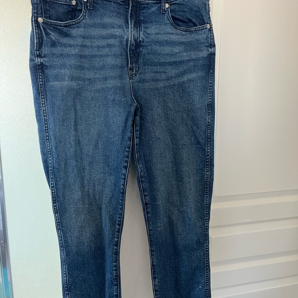 GAP Women’s High Rise Vintage Slim Denim
